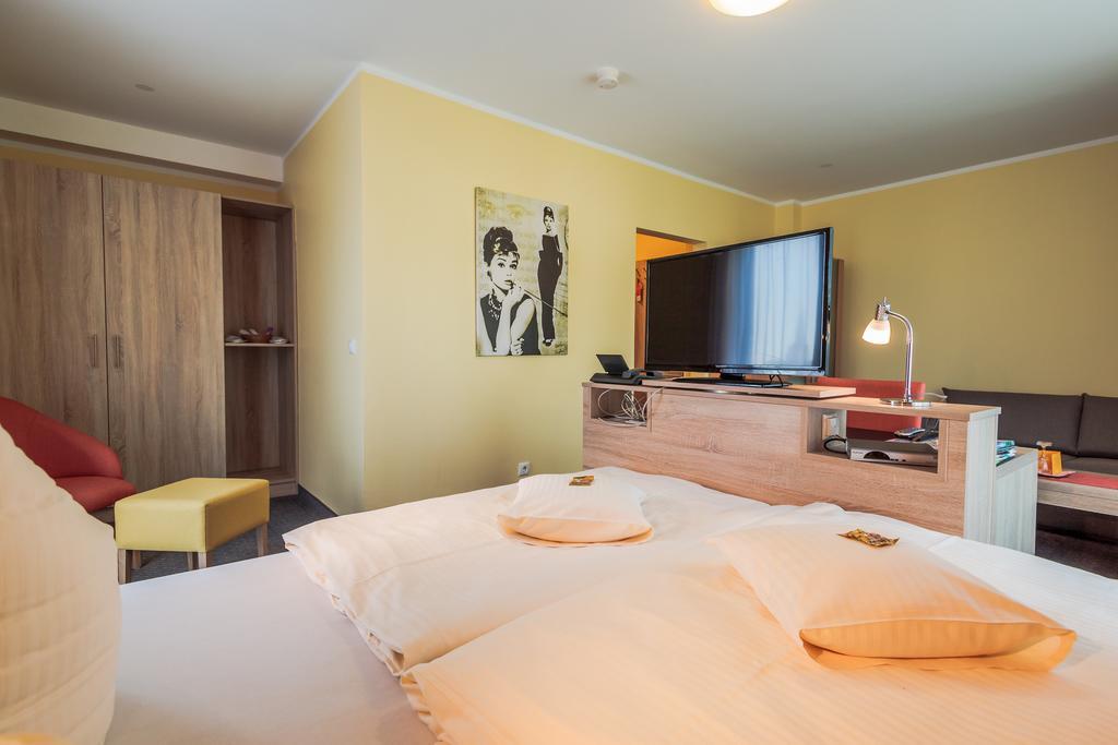 Hotel Kasserolle Siegburg Quarto foto